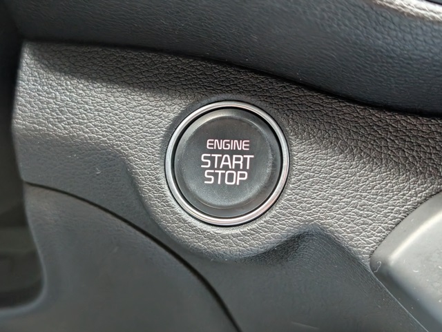 2021 Kia Forte GT-Line photo 13