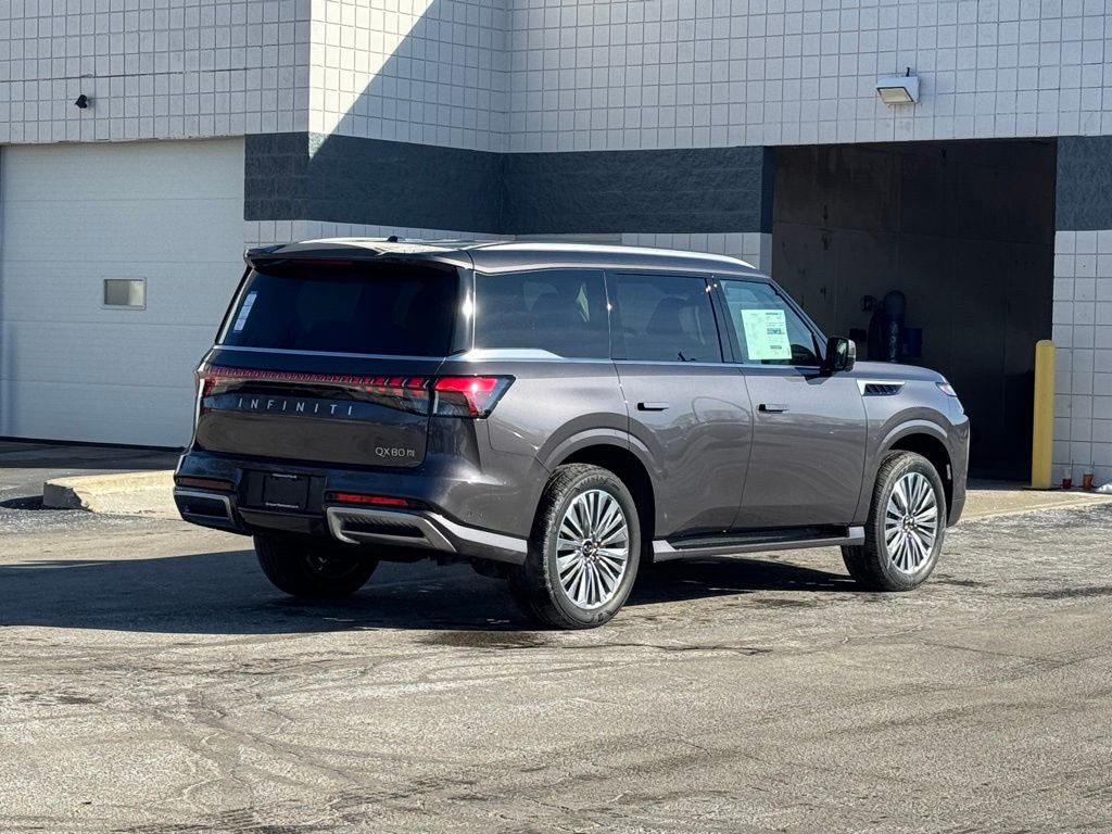 2025 Infiniti QX80 Luxe photo 4