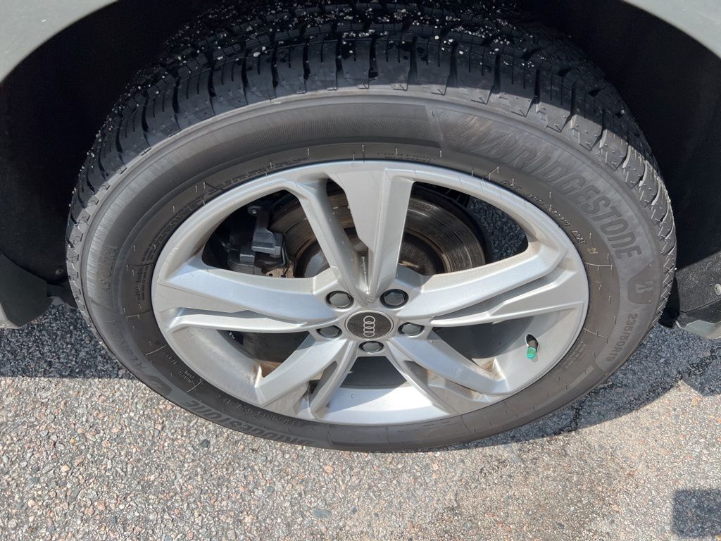 2021 Audi Q3 S line Premium Plus photo 37