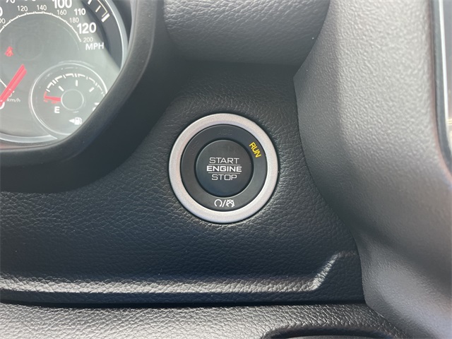 Used 2024 White Ram Laramie image 14