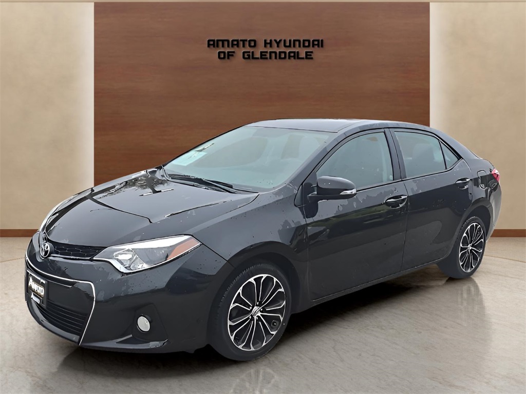 Used 2015 Toyota Corolla S Plus with VIN 2T1BURHE6FC461395 for sale in Glendale, WI