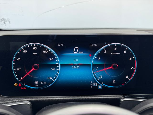 2021 Mercedes Benz GLB 250 photo 2