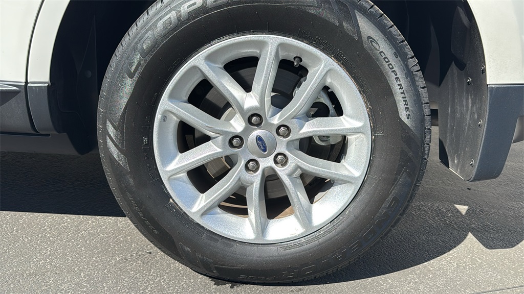 2013 Ford Edge SE photo 8