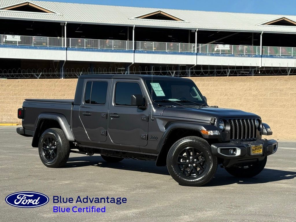 2023 Jeep Gladiator Sport S's photo