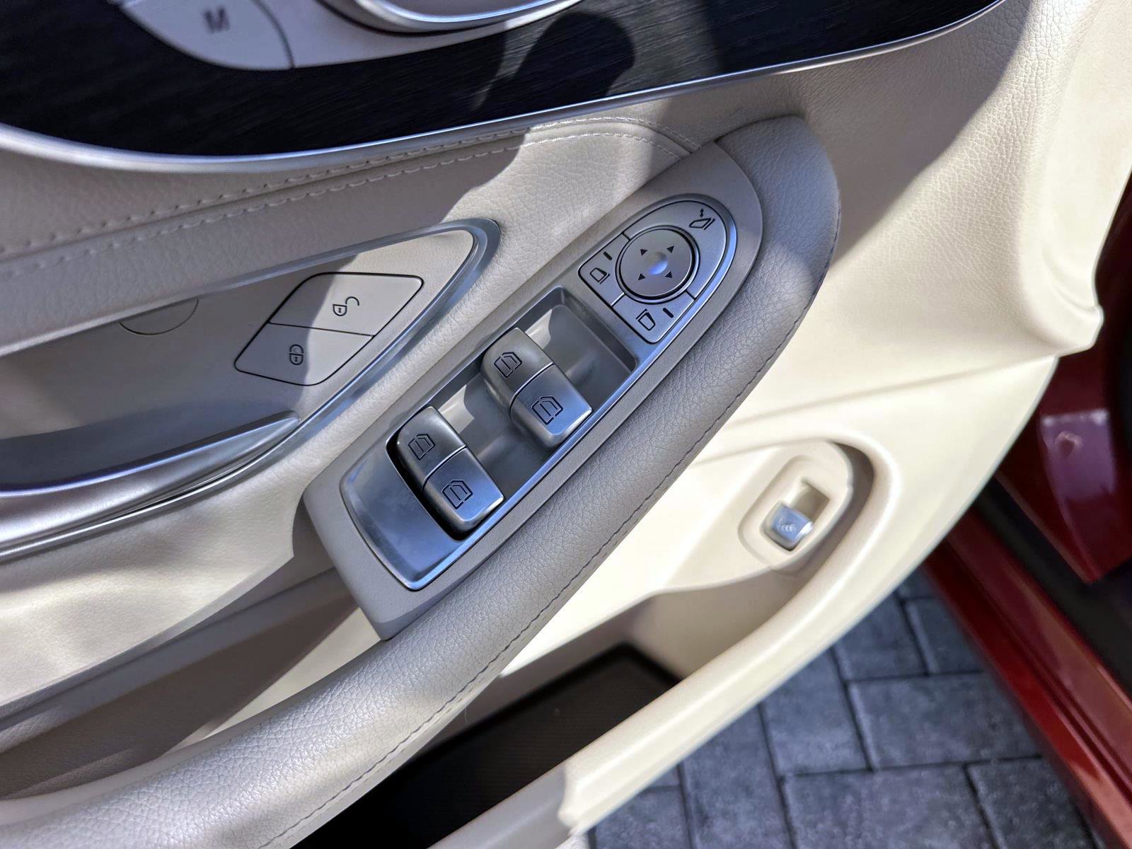 2022 Mercedes Benz C 300 Cabriolet photo 13