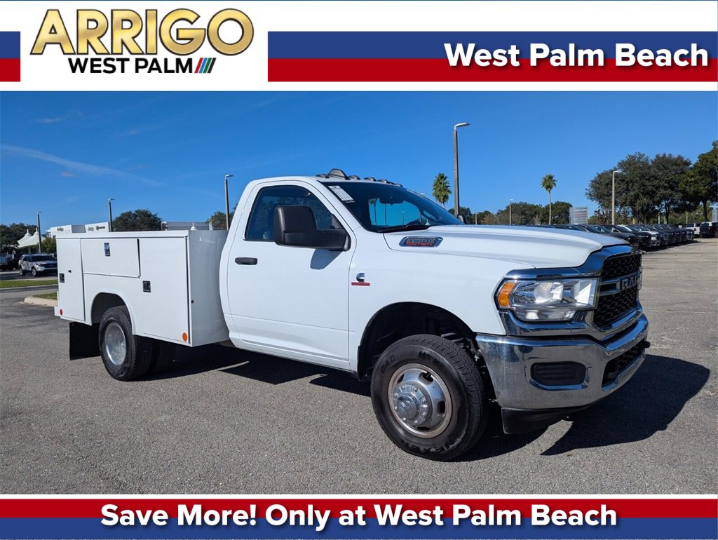 2024 RAM Ram 3500 Chassis Cab Tradesman's photo