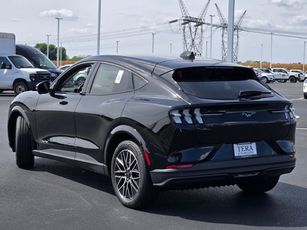 2025 Ford Mustang Mach-E Premium photo 10