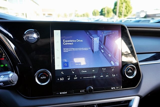 Used 2024 White Lexus 350 image 26