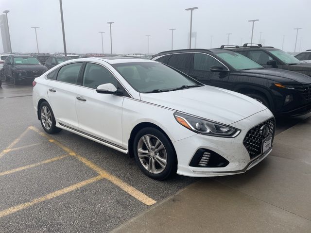2019 Hyundai Sonata Sport's photo