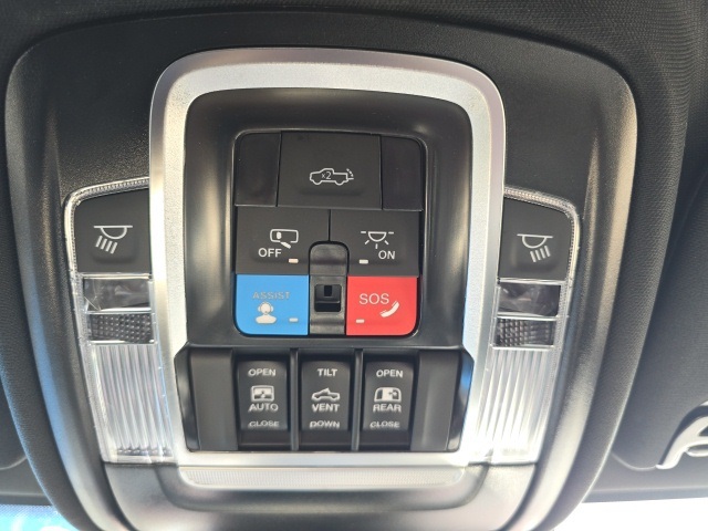 2026 Ram 2500 Laramie photo 27
