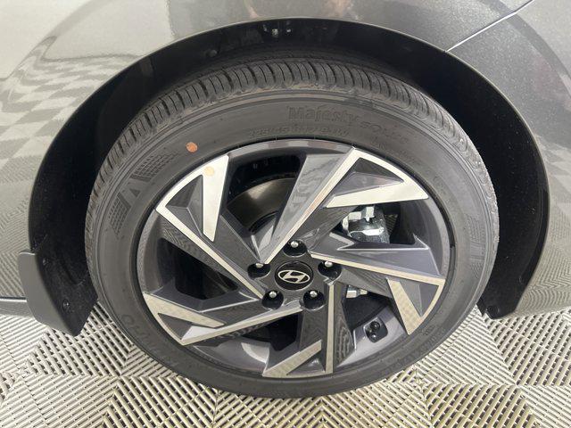 2025 Hyundai Elantra SEL Sport photo 22