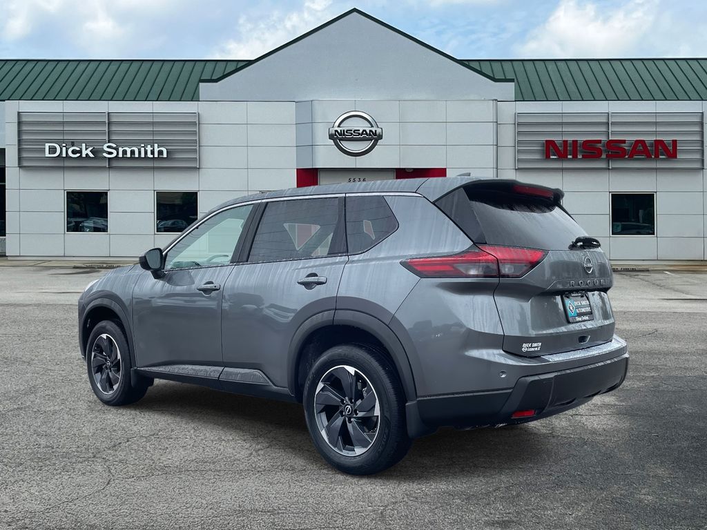 2026 Nissan Rogue SV photo 4