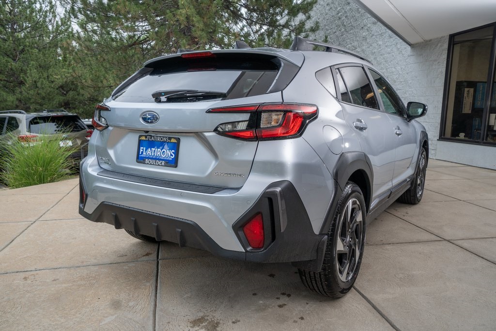 2025 Subaru Crosstrek Limited photo 2