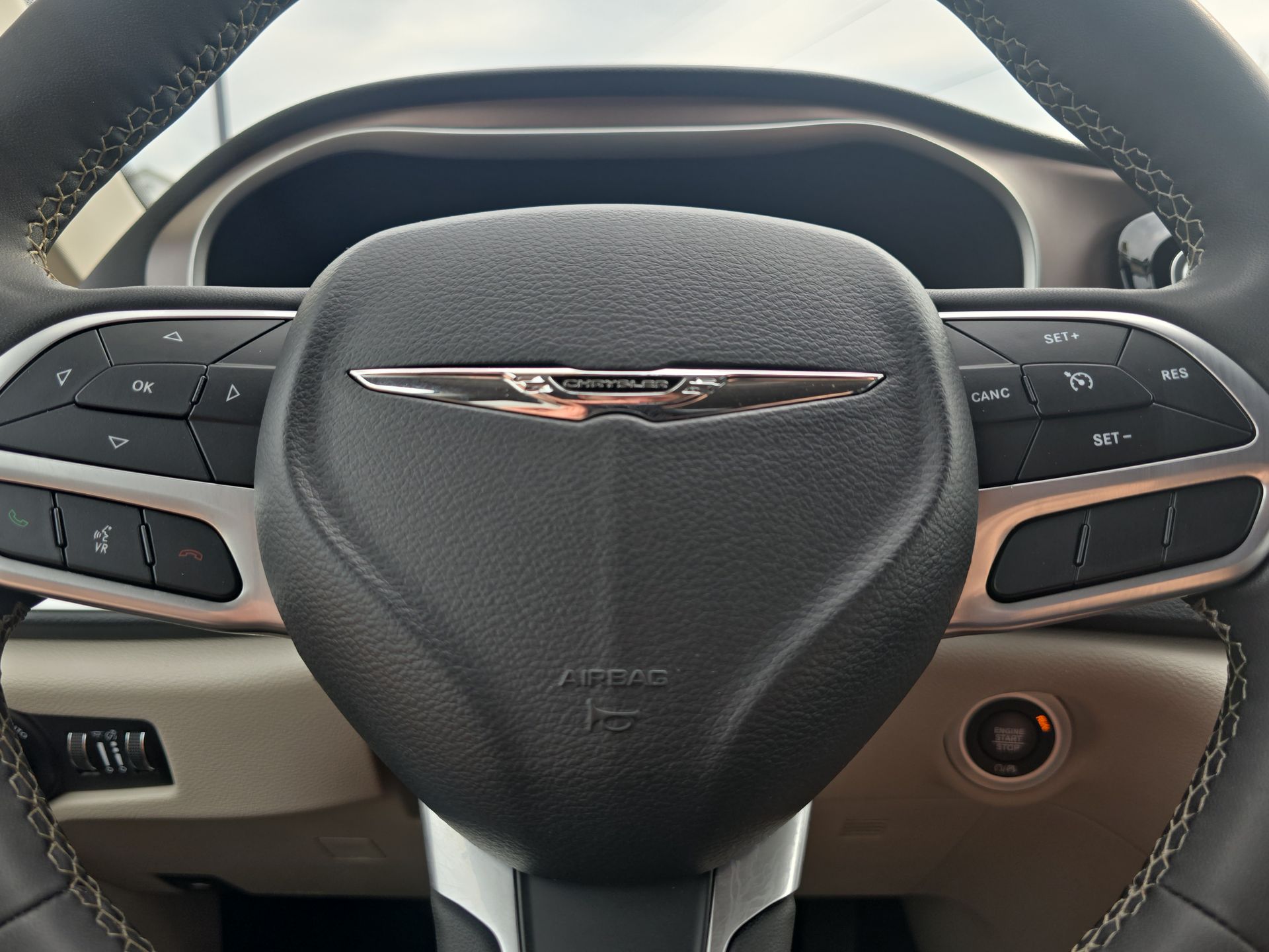 2023 Chrysler Voyager LX photo 36