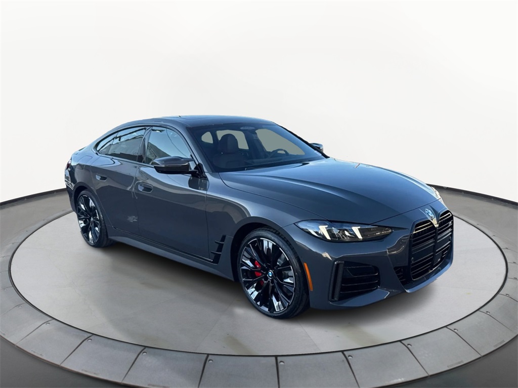 2026 BMW 4 Series M440i's photo