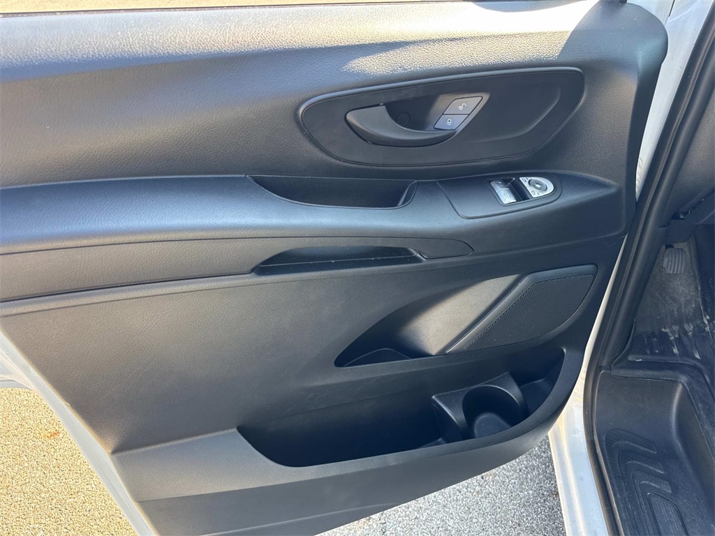 2021 Mercedes Benz Metris Cargo photo 10