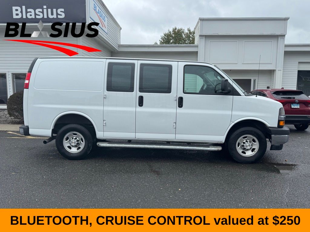 2022 Chevrolet Express 2500 Work Van photo 3