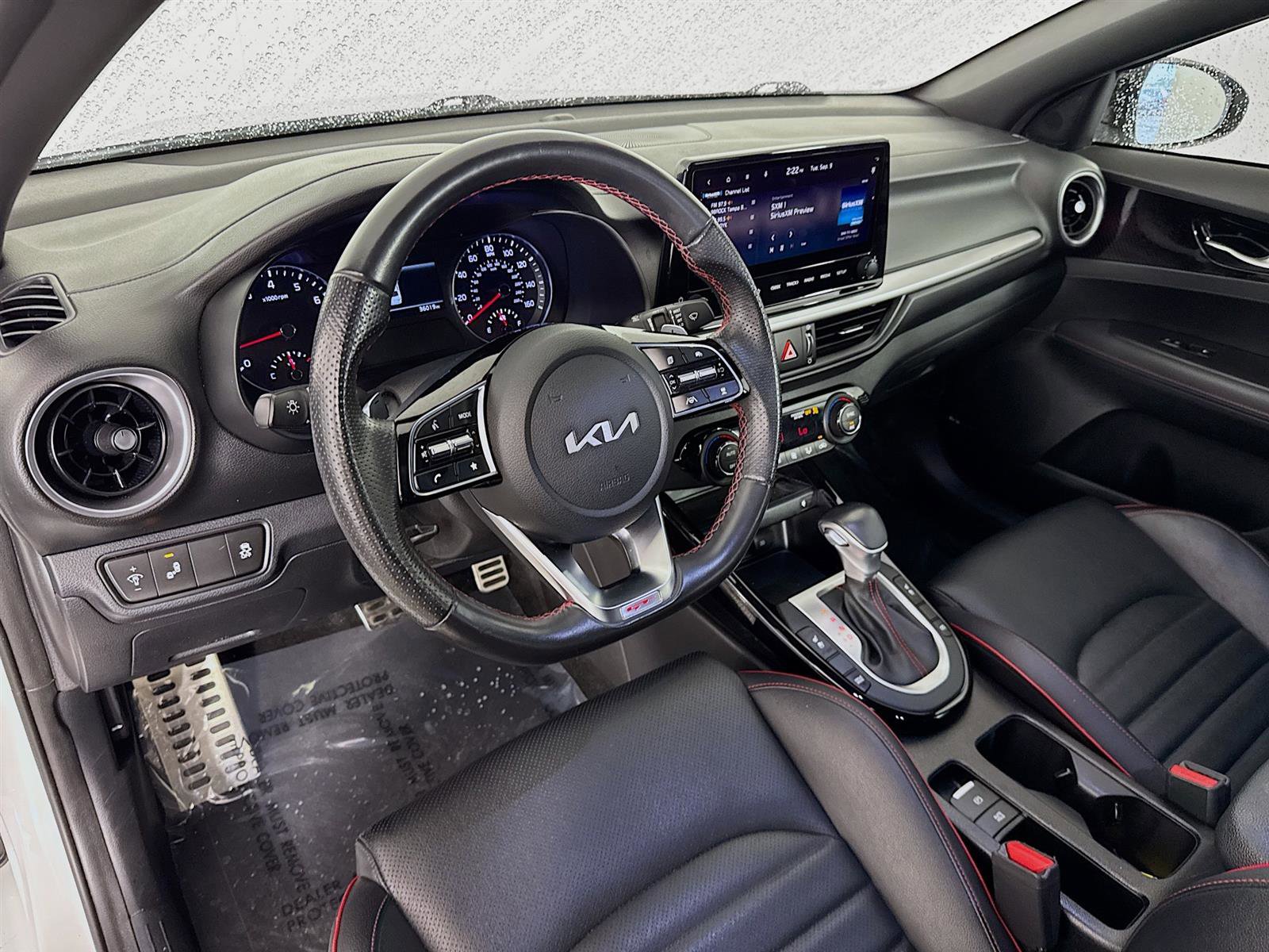 2022 Kia Forte GT photo 9