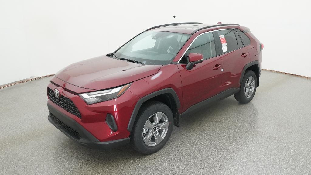 2025 Toyota RAV4 XLE's photo