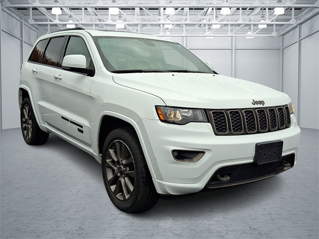 2017 Jeep Grand Cherokee Limited photo 3
