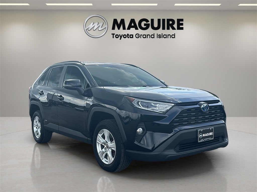 2021 Toyota RAV4 Hybrid XLE photo 6
