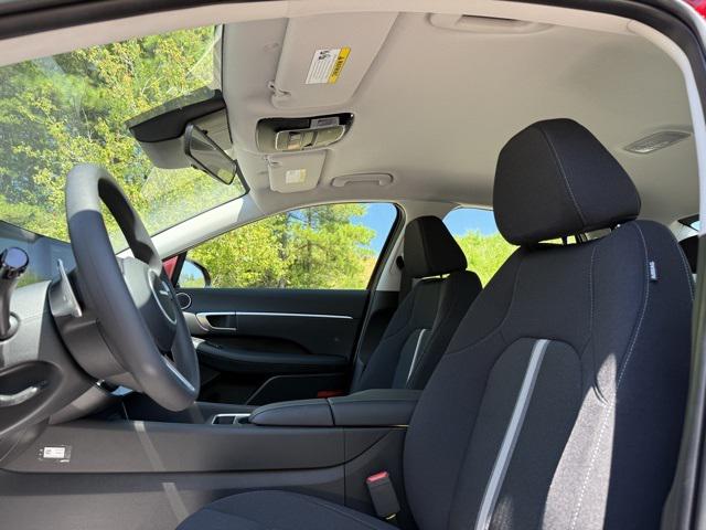 2025 Hyundai Sonata SEL photo 23