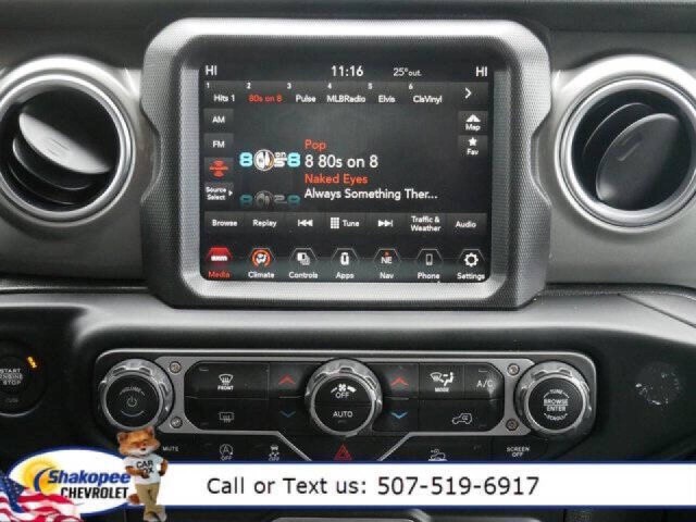 2023 Jeep Gladiator Overland photo 9