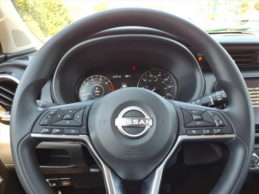 2024 Nissan Kicks SV photo 21