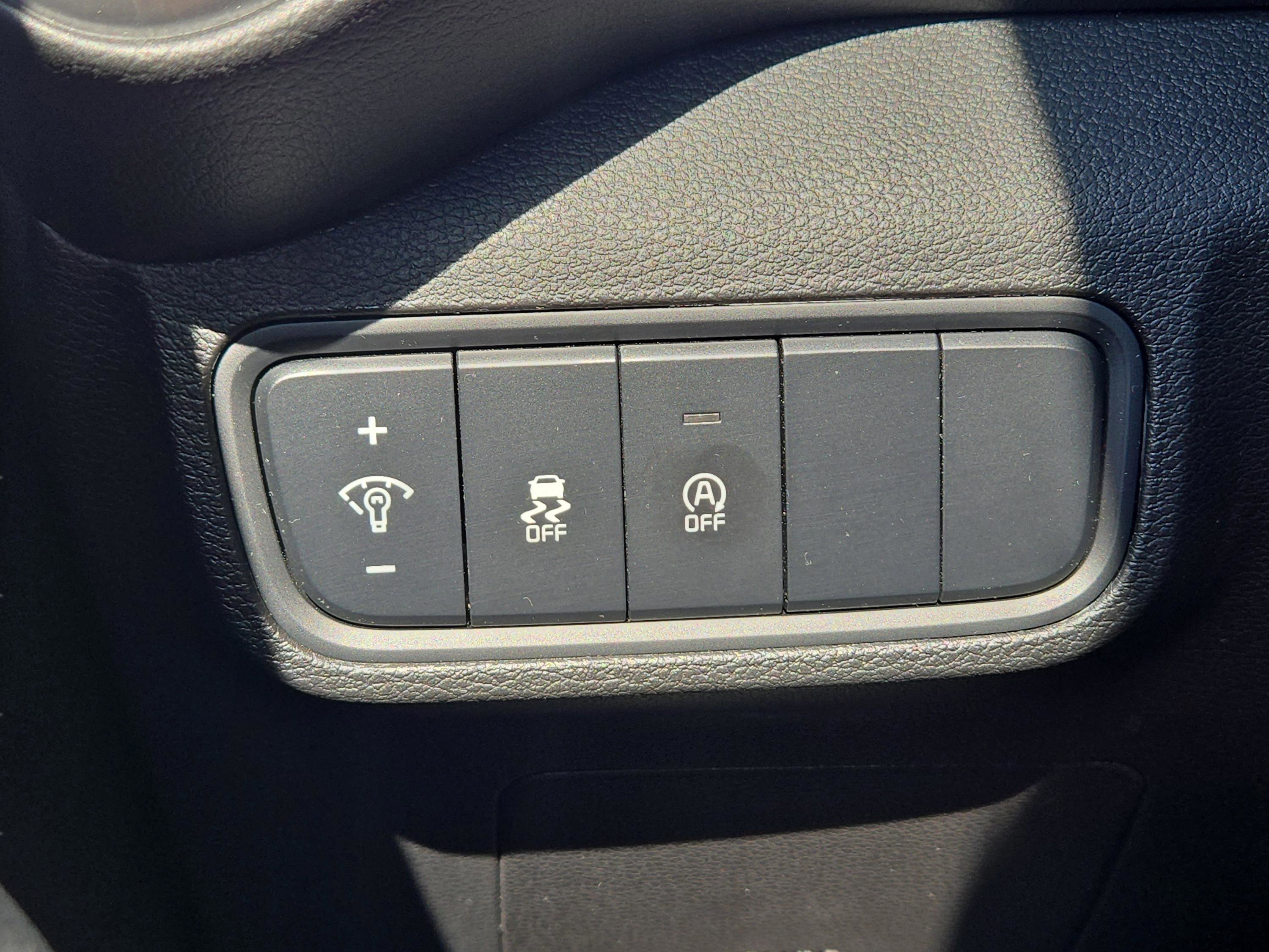 2024 Kia Soul LX photo 19