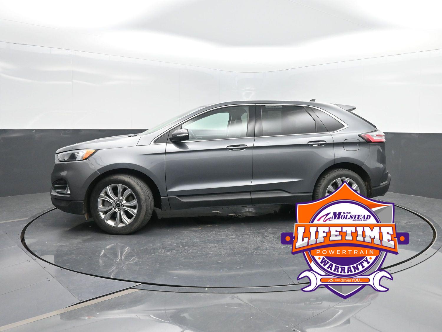2024 Ford Edge Titanium's photo