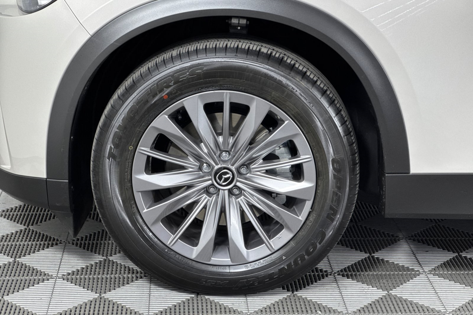 2025 Mazda CX-90 Preferred photo 24