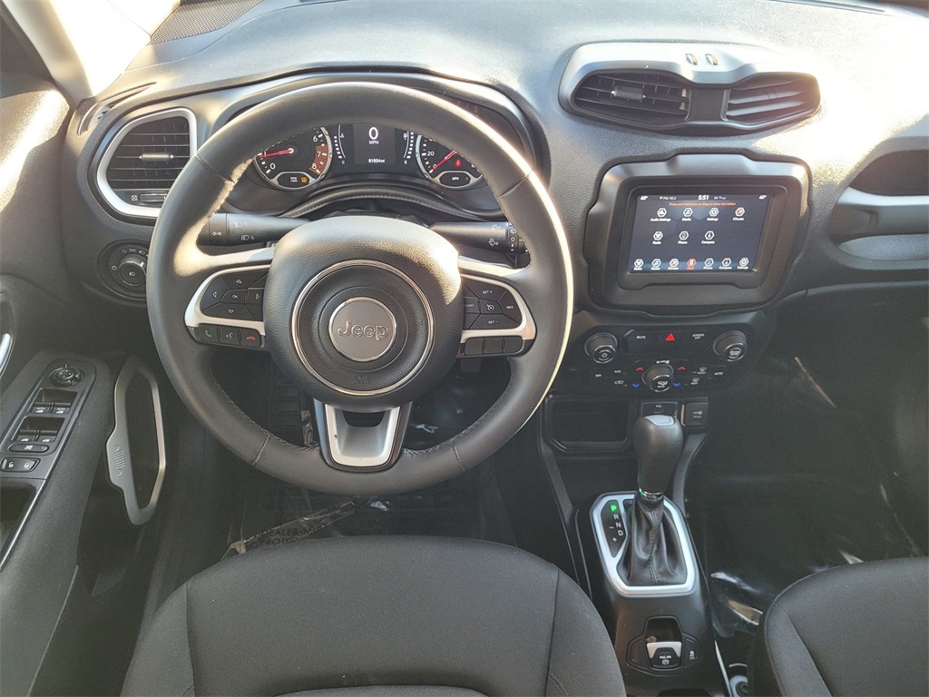 2019 Jeep Renegade Latitude North Edition photo 18