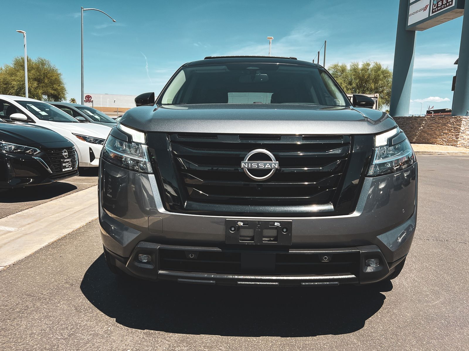 2022 Nissan Pathfinder SL photo 7