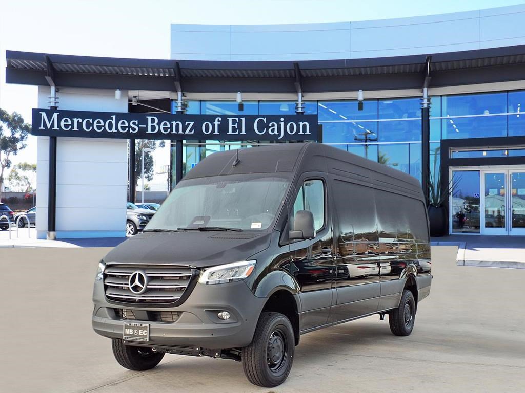 2026 Mercedes-Benz Sprinter Cargo Van Base's photo