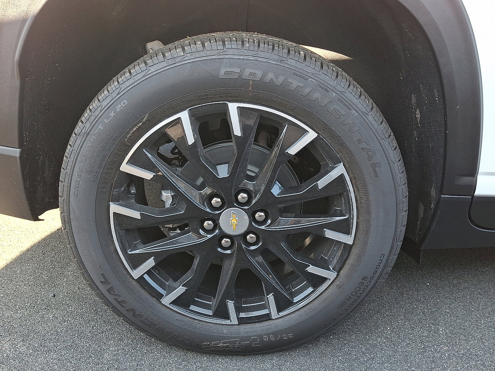 2026 Chevrolet Traverse photo 4