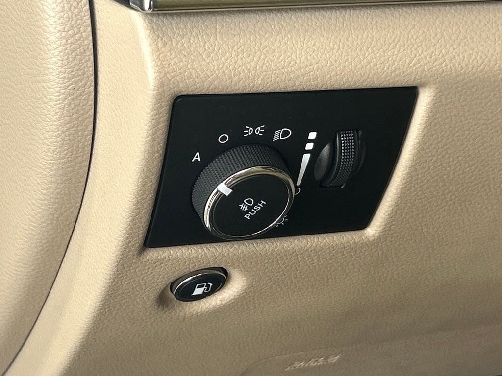2020 Jeep Grand Cherokee Limited photo 31