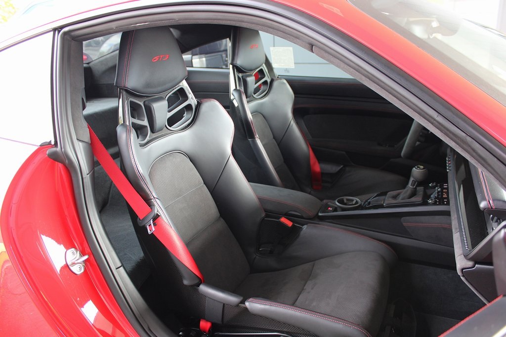 2022 Porsche 911 GT3 Touring photo 16