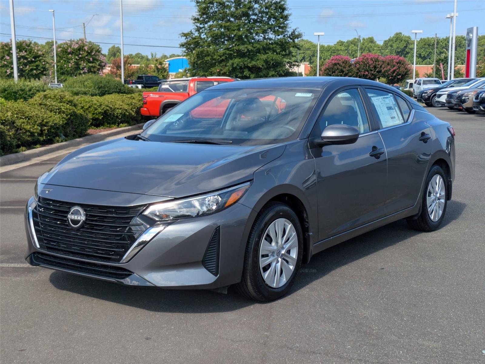 2025 Nissan Sentra S's photo