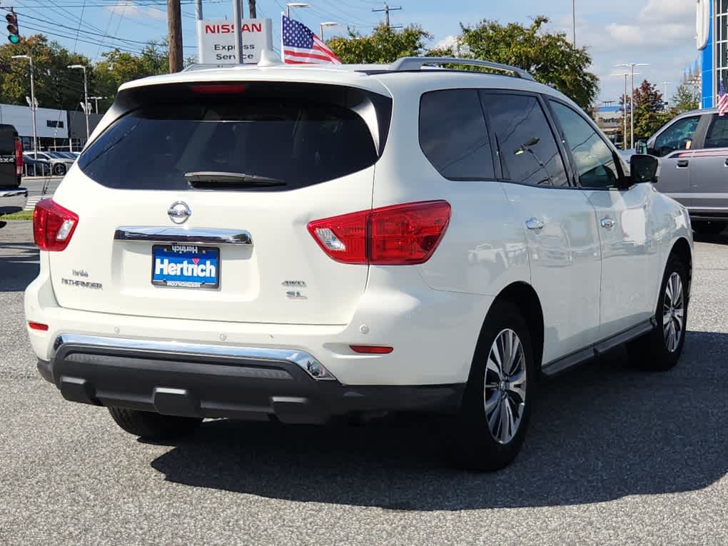 2020 Nissan Pathfinder SL 4x4 photo 3