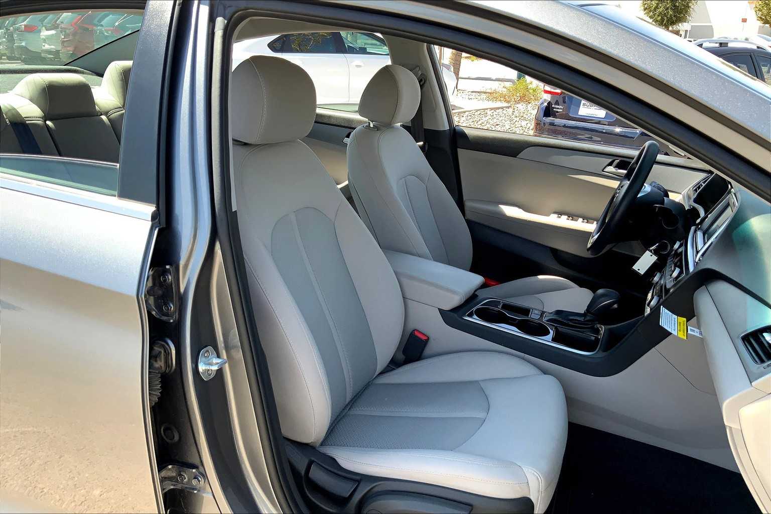 2018 Hyundai Sonata SE photo 8