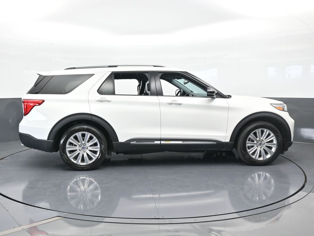 2022 Ford Explorer Limited photo 7