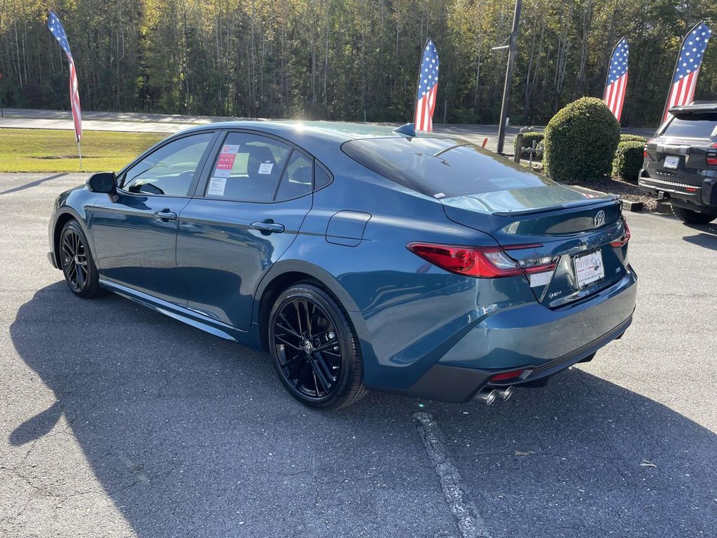 2026 Toyota Camry SE photo 3