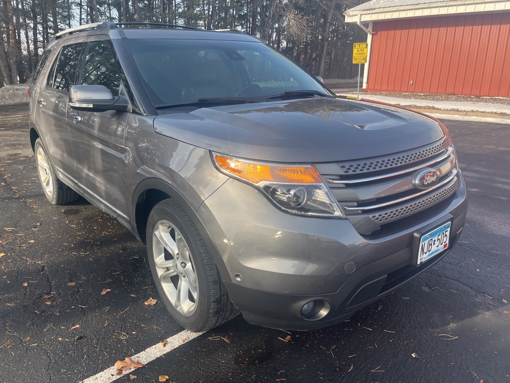 2014 Ford Explorer Limited's photo