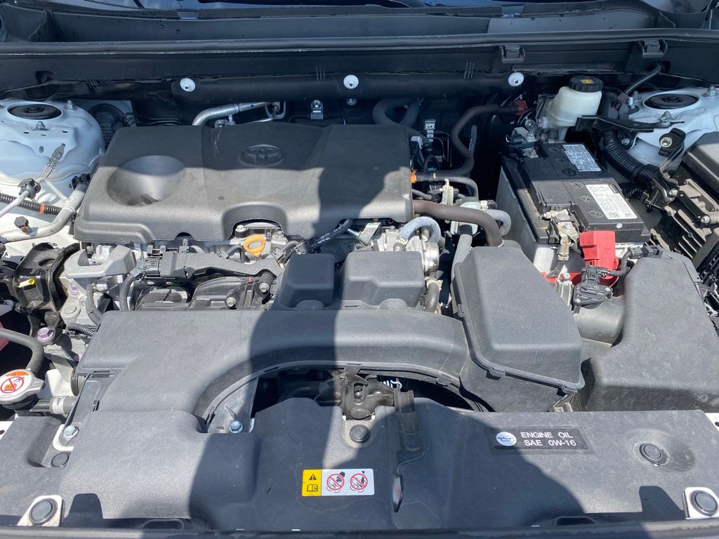 2022 Toyota RAV4 XLE photo 20