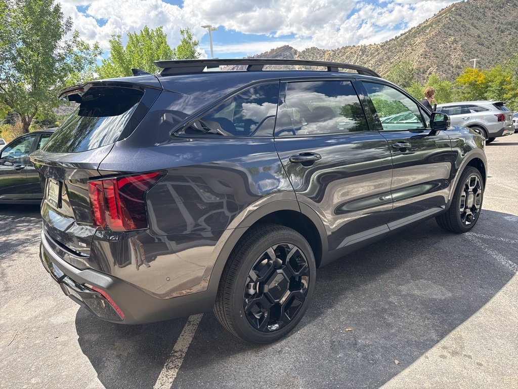 2026 Kia Sorento X-Line SX Prestige photo 5