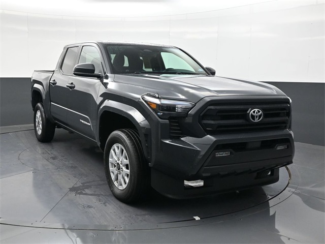 2024 Toyota Tacoma SR5 photo 2