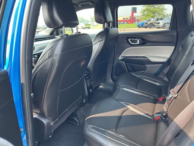 2025 Jeep Compass Limited photo 18