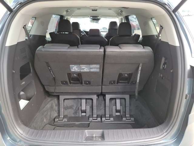 2023 Kia Carnival SX photo 17