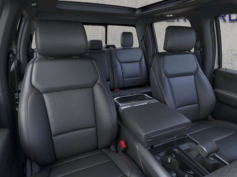 2025 Ford F-150 Lariat photo 2