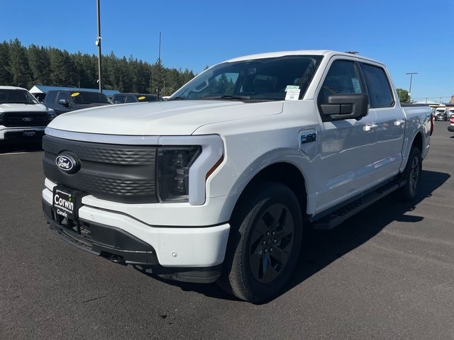 2025 Ford F-150 Lightning photo 4